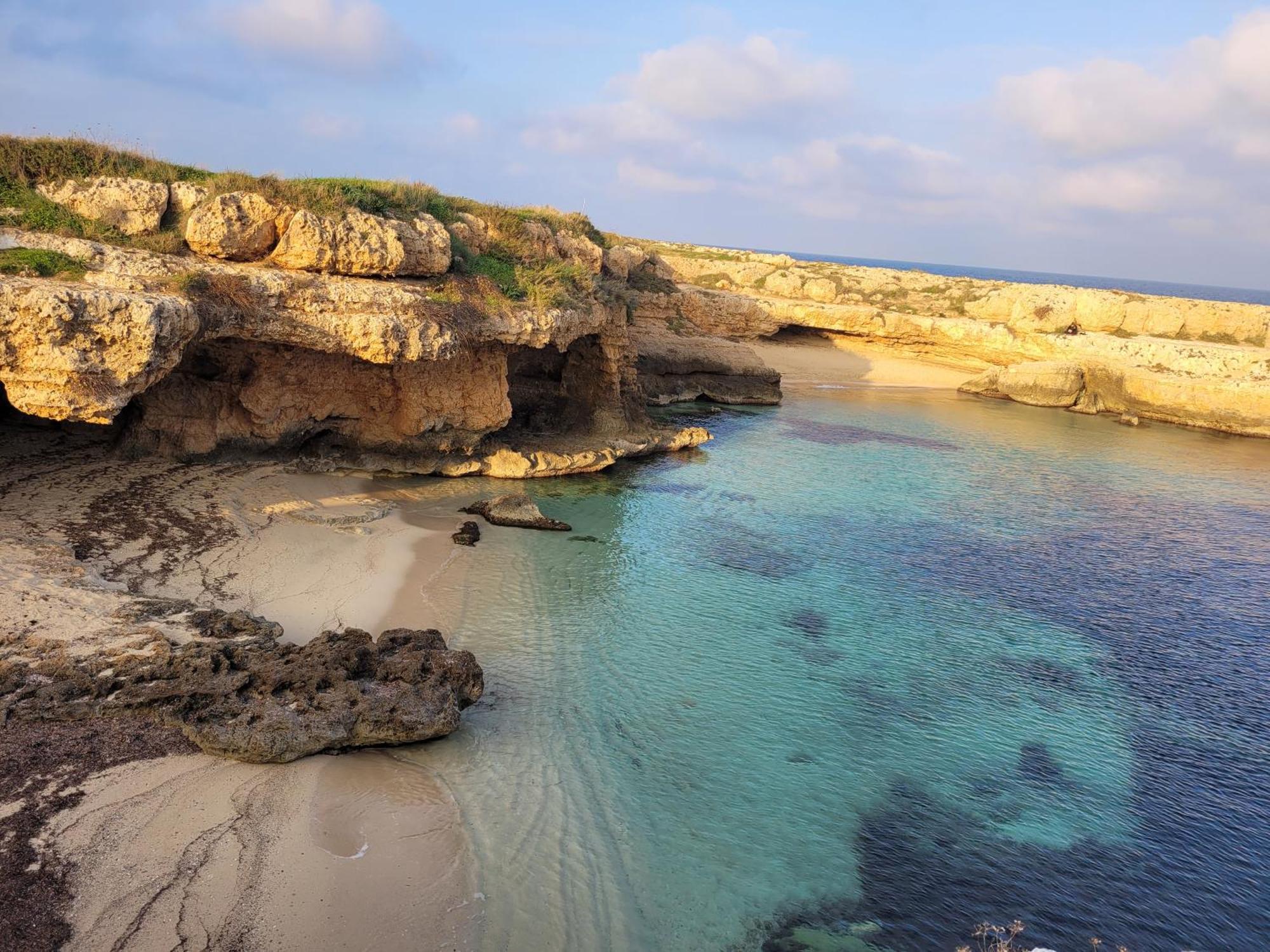 Cala Paradiso モノーポリ エクステリア 写真