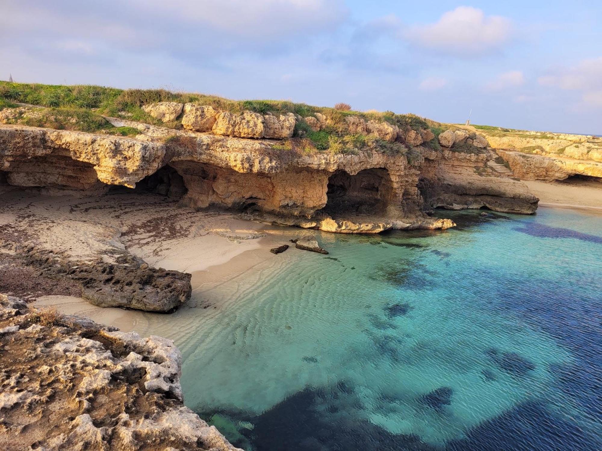 Cala Paradiso モノーポリ エクステリア 写真
